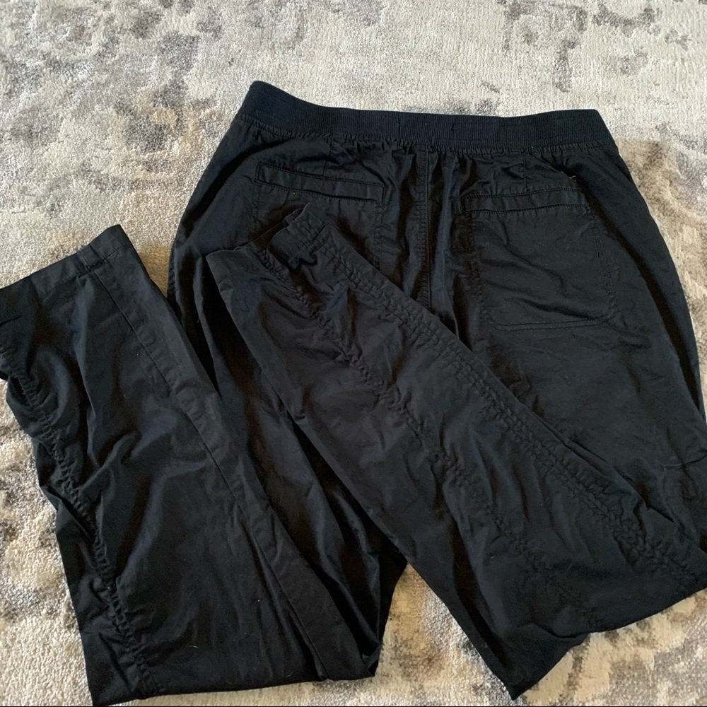 Comfy Black Eddie Bauer Pull on Joggers